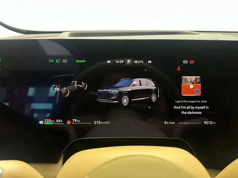Wenjie M8 2025 Extended Range Ultra 6-Seat 4WD (192-line LiDAR) — миниатюра 15