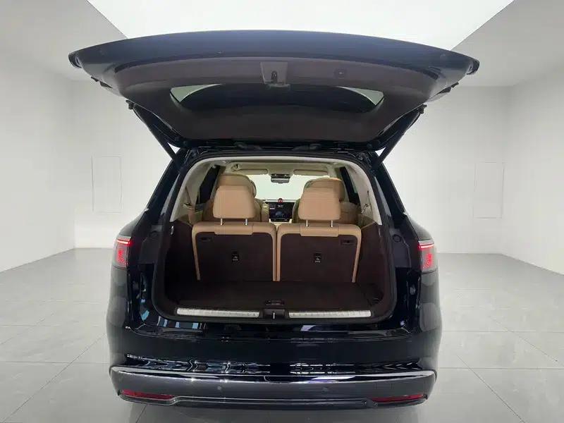 Wenjie M8 2025 Extended Range Ultra 6-Seat 4WD (192-line LiDAR) — миниатюра 20
