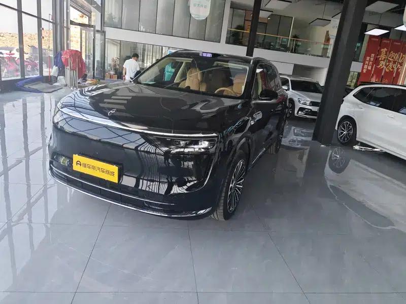 Wenjie M8 2025 Extended Range Ultra 6-Seat 4WD (192-line LiDAR) — миниатюра 21