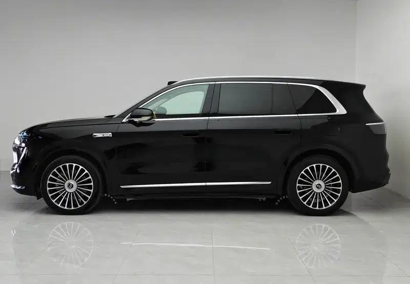 Wenjie M8 2025 Extended Range Ultra 6-Seat 4WD (192-line LiDAR) — миниатюра 4
