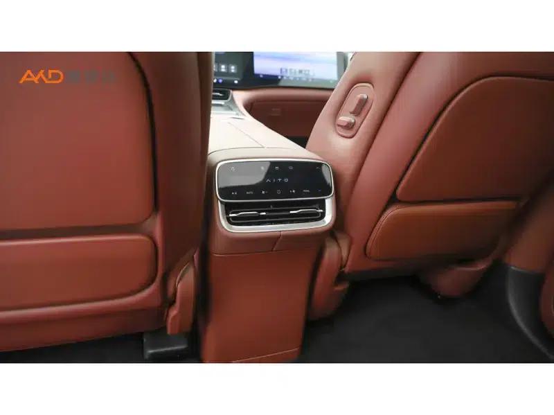 Wenjie M8 2025 Extended Range Ultra 5-Seat 4WD (192-line LiDAR) — миниатюра 5