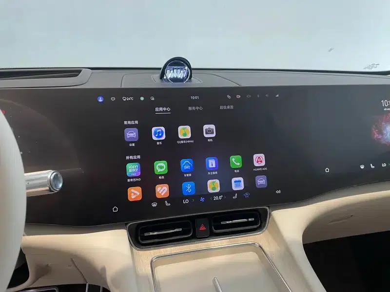 Wenjie M8 2025 Extended Range Max+ 5-Seat 4WD Version (192-line LiDAR) — миниатюра 14