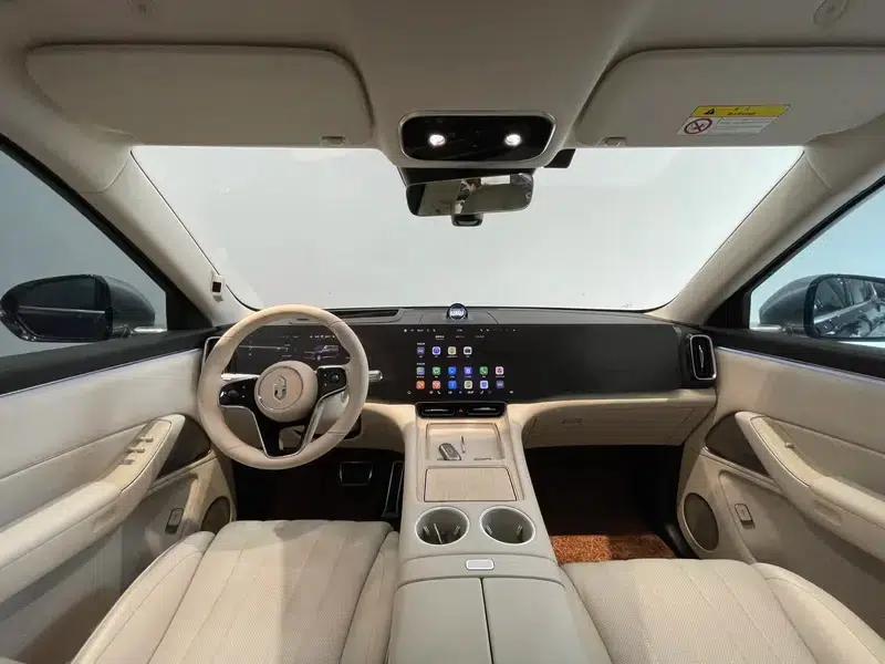 Wenjie M8 2025 Extended Range Max+ 5-Seat 4WD Version (192-line LiDAR) — миниатюра 20