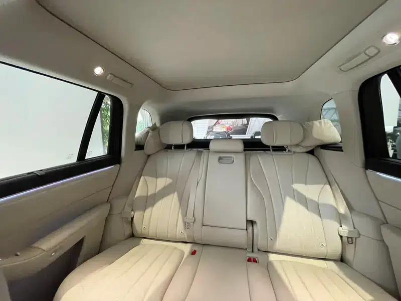 Wenjie M8 2025 Extended Range Max+ 5-Seat 4WD Version (192-line LiDAR) — миниатюра 25