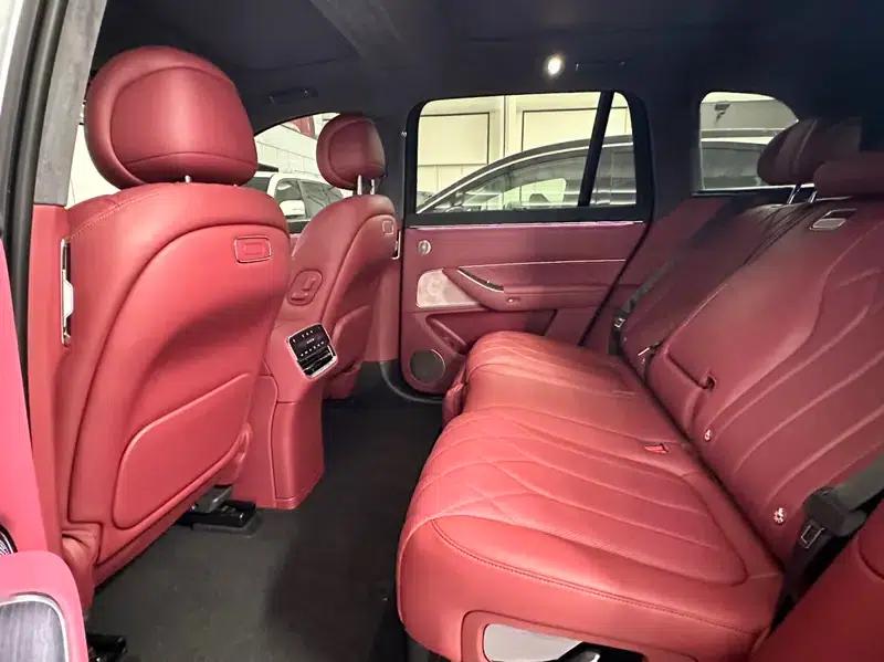 Wenjie M8 2025 Extended Range Ultra 5-Seat 4WD (192-line LiDAR) — миниатюра 30
