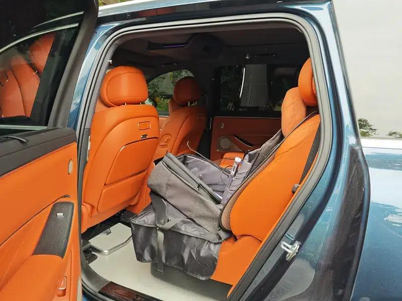 Wenjie M8 2025 Extended Range Max+ 6-Seat 4WD Version (192-line LiDAR) — миниатюра 9