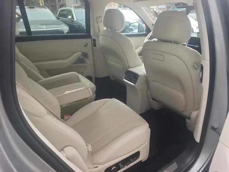 Wenjie M8 2025 Extended Range Ultra 6-Seat 4WD (192-line LiDAR) — миниатюра 15