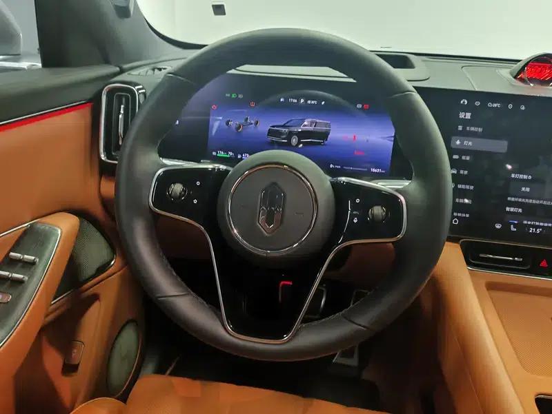 Wenjie M8 2025 Extended Range Max+ 6-Seat 4WD Version (192-line LiDAR) — миниатюра 16