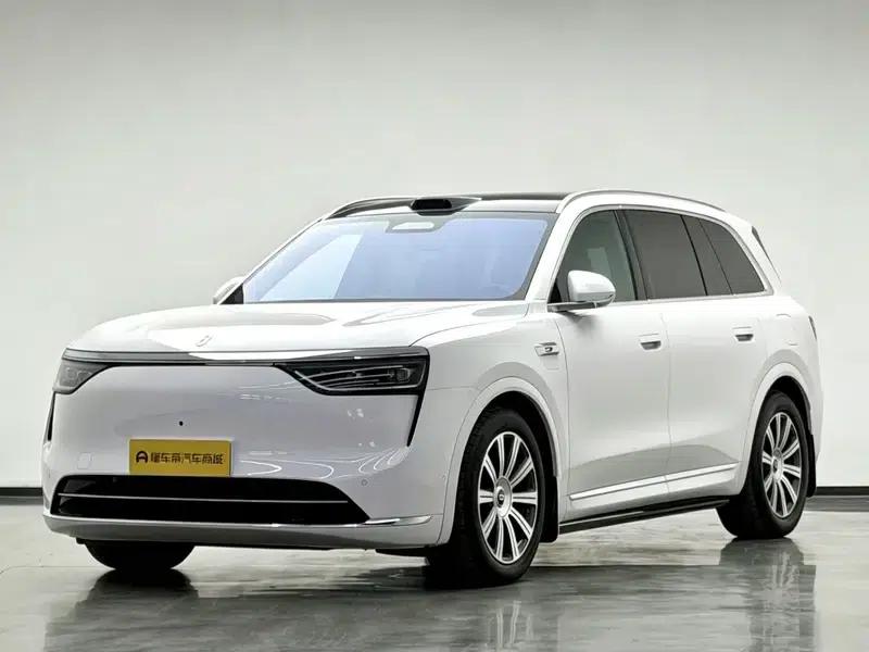 Wenjie M8 2025 Extended Range Max+ 6-Seat 4WD Version (192-line LiDAR) — миниатюра 1