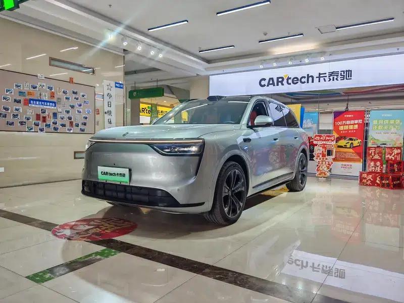 Wenjie M8 2025 Extended Range Ultra 5-Seat 4WD (192-line LiDAR) — миниатюра 1