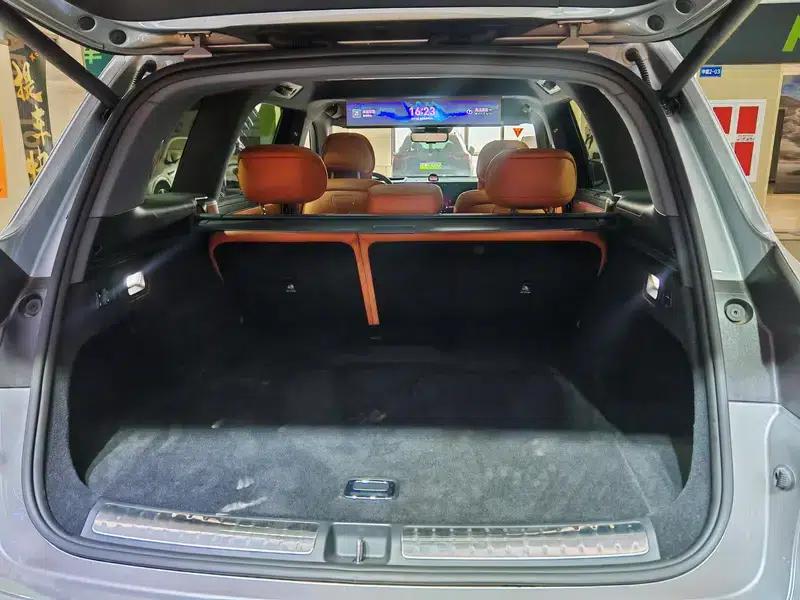 Wenjie M8 2025 Extended Range Ultra 5-Seat 4WD (192-line LiDAR) — миниатюра 12