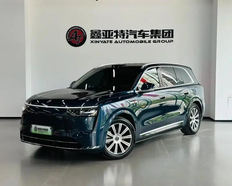 Wenjie M8 2025 Extended Range Ultra 6-Seat 4WD (192-line LiDAR) — миниатюра 1