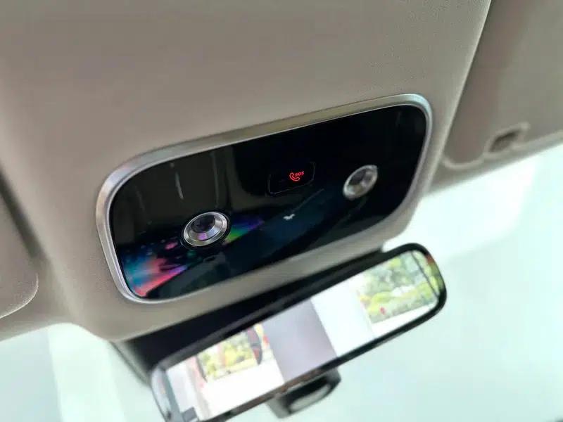 Wenjie M8 2025 Extended Range Ultra 6-Seat 4WD (192-line LiDAR) — миниатюра 10