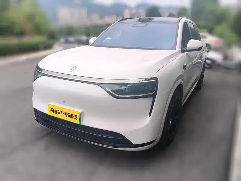Wenjie M8 2025 Extended Range Max+ 6-Seat 4WD Version (192-line LiDAR) — миниатюра 1