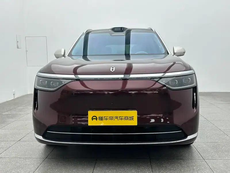 Wenjie M8 2025 Extended Range Max 5-Seat Version (192-line LiDAR) — миниатюра 2
