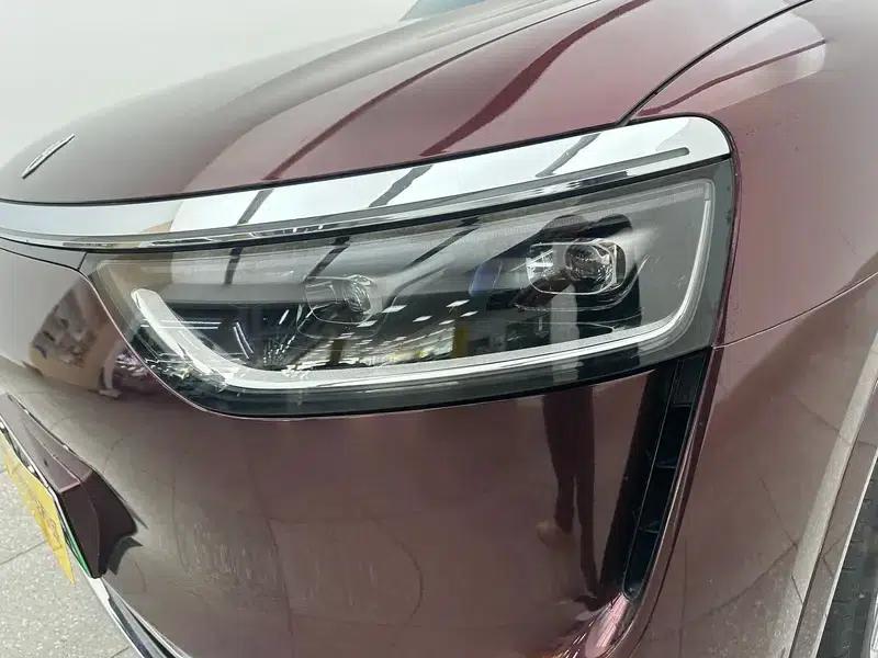 Wenjie M8 2025 Extended Range Max 5-Seat Version (192-line LiDAR) — миниатюра 12