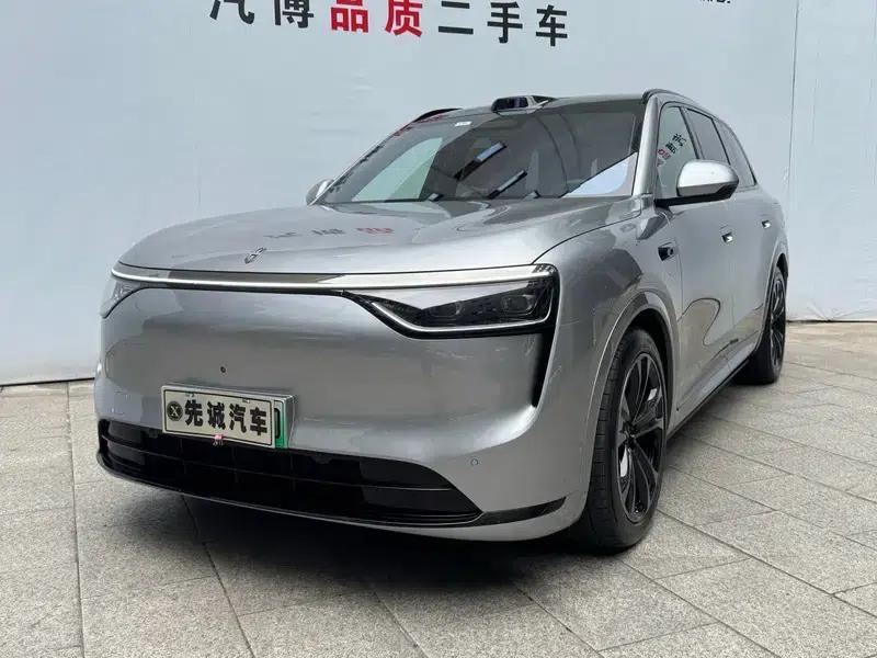 Wenjie M8 2025 Extended Range Ultra 5-Seat 4WD (192-line LiDAR) — миниатюра 1