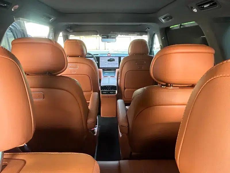 Wenjie M8 2025 235 Extended Range Version 4WD — миниатюра 11