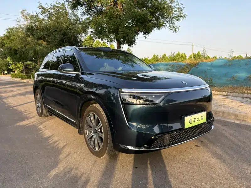 Wenjie M8 2025 Pure Electric Max+ 5-Seat 4WD Version (192-line LiDAR) — миниатюра 3