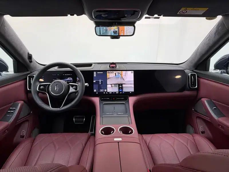 Wenjie M8 2025 Extended Range Ultra 5-Seat 4WD (192-line LiDAR) — миниатюра 14