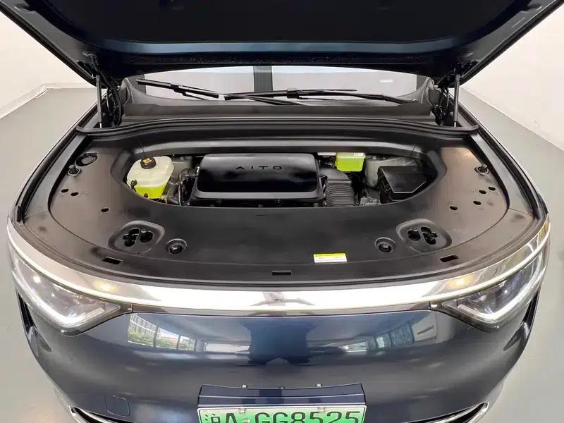 Wenjie M8 2025 Extended Range Ultra 5-Seat 4WD (192-line LiDAR) — миниатюра 10