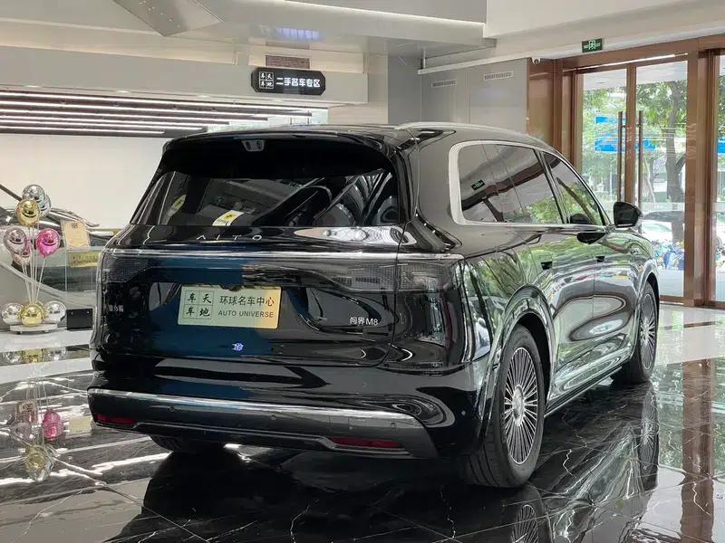 Wenjie M8 2025 Pure Electric Max+ 5-Seat Long Range Version (192-line LiDAR) — миниатюра 5
