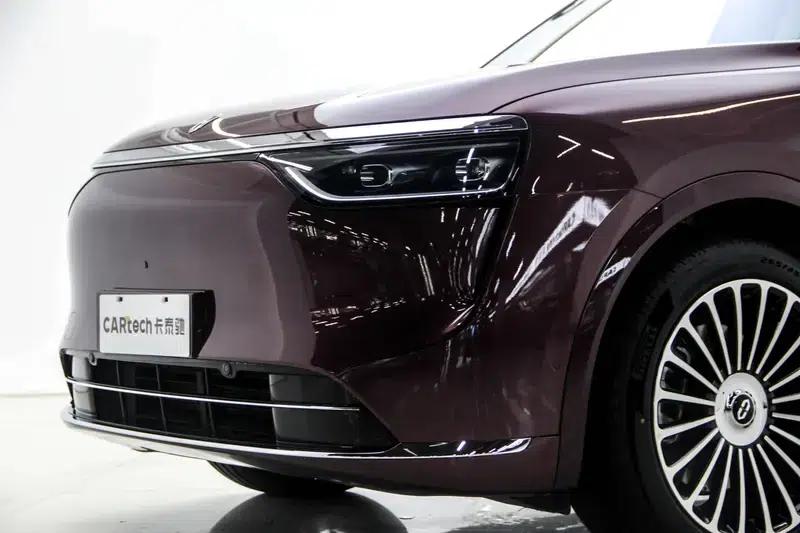 Wenjie M8 2025 Extended Range Ultra 5-Seat 4WD (192-line LiDAR) — миниатюра 12