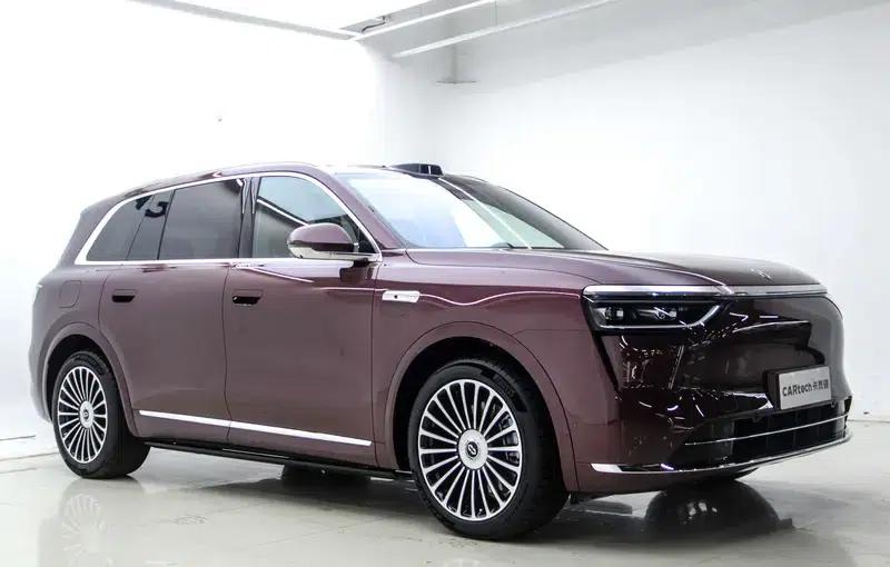 Wenjie M8 2025 Extended Range Ultra 5-Seat 4WD (192-line LiDAR) — миниатюра 3