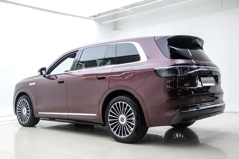 Wenjie M8 2025 Extended Range Ultra 5-Seat 4WD (192-line LiDAR) — миниатюра 4