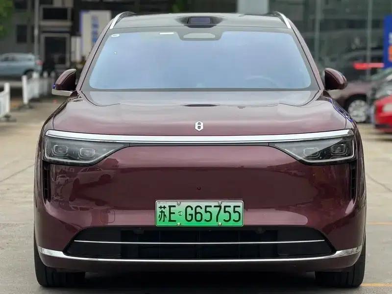 Wenjie M8 2025 Extended Range Ultra 5-Seat 4WD (192-line LiDAR) — миниатюра 2