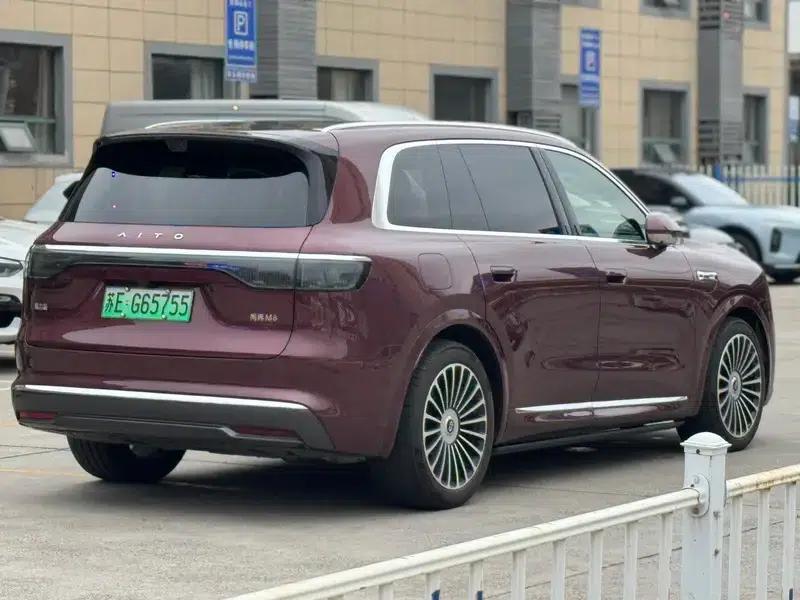 Wenjie M8 2025 Extended Range Ultra 5-Seat 4WD (192-line LiDAR) — миниатюра 6