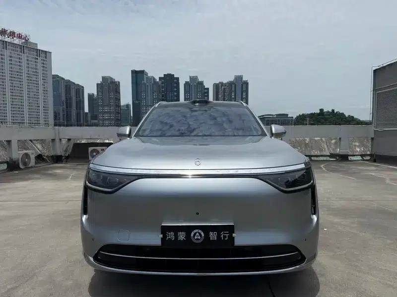 Wenjie M8 2025 Extended Range Ultra 6-Seat 4WD (192-line LiDAR) — миниатюра 2