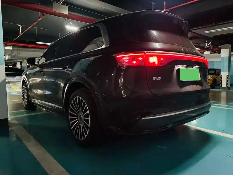 Wenjie M8 2025 Extended Range Max 6-Seat Version (192-line LiDAR) — миниатюра 3
