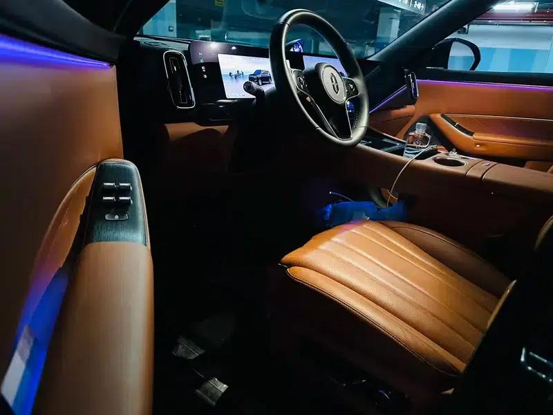 Wenjie M8 2025 Extended Range Max 6-Seat Version (192-line LiDAR) — миниатюра 8