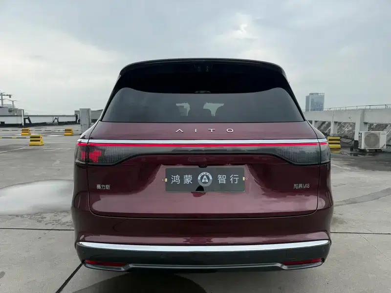 Wenjie M8 2025 Extended Range Ultra 5-Seat 4WD (192-line LiDAR) — миниатюра 5