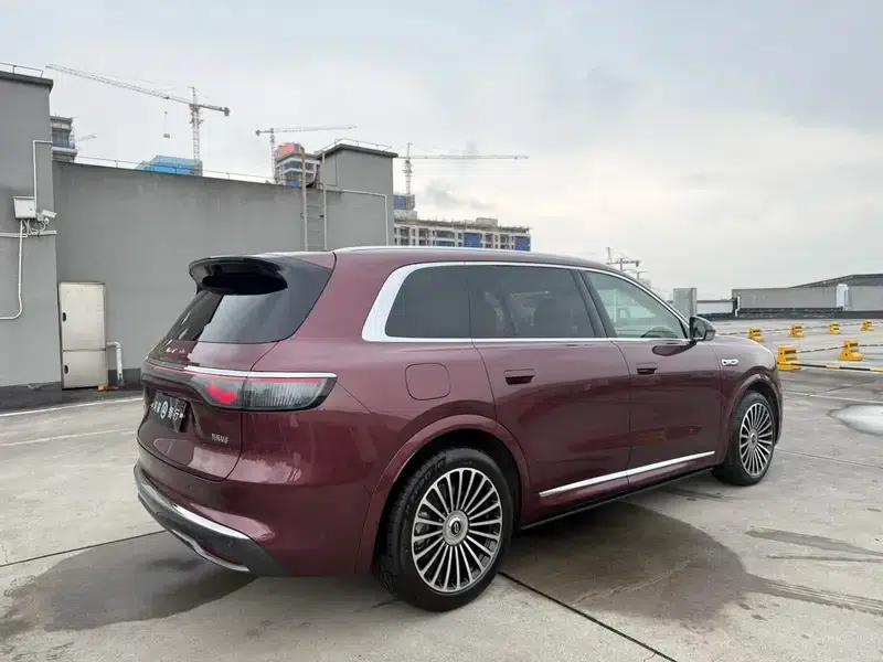 Wenjie M8 2025 Extended Range Ultra 5-Seat 4WD (192-line LiDAR) — миниатюра 6