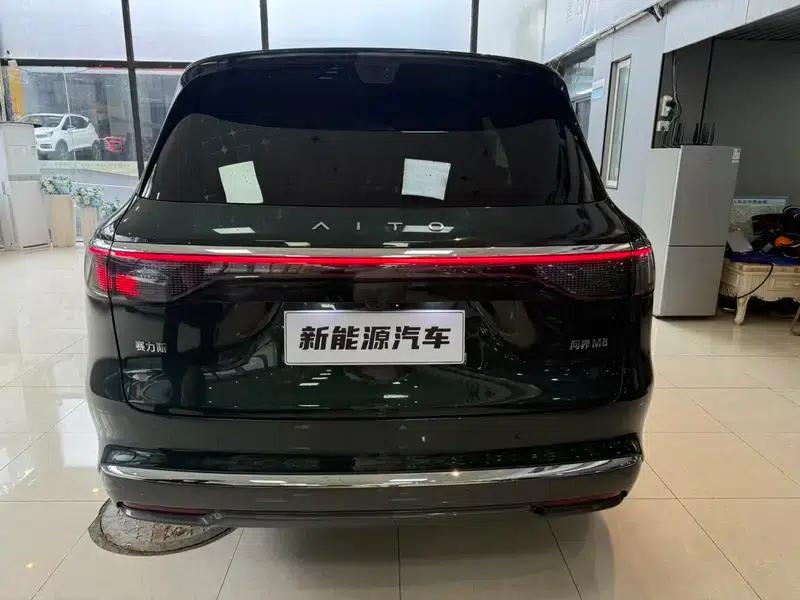 Wenjie M8 2025 Extended Range Ultra 6-Seat 4WD (192-line LiDAR) — миниатюра 5