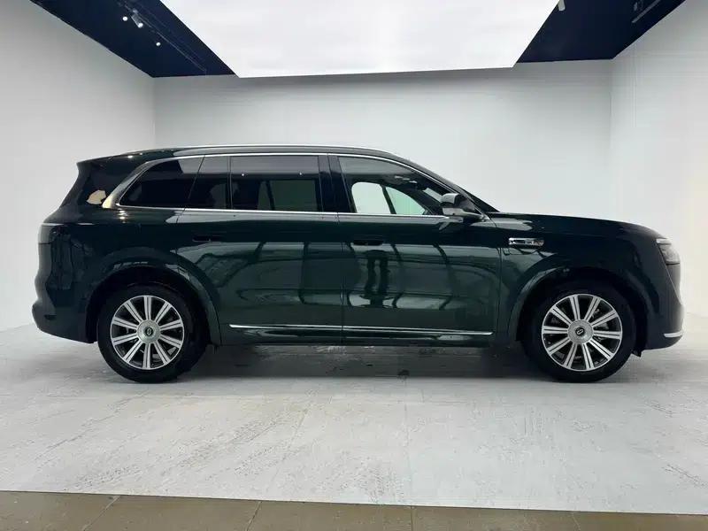 Wenjie M8 2025 Extended Range Ultra 6-Seat 4WD (192-line LiDAR) — миниатюра 8