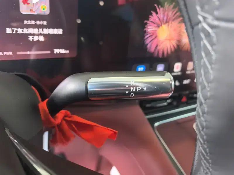 Wenjie M8 2025 Extended Range Max+ 6-Seat 4WD Version (192-line LiDAR) — миниатюра 14