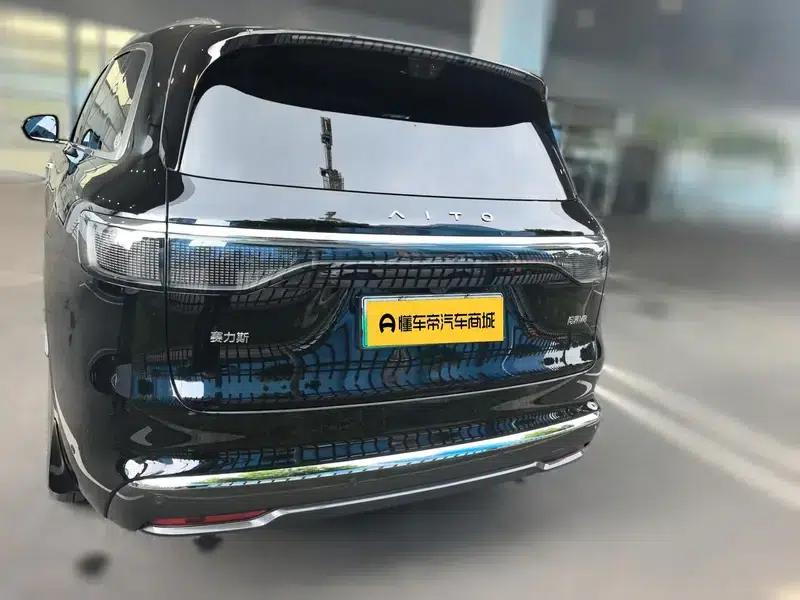 Wenjie M8 2025 Extended Range Max+ 6-Seat 4WD Version (192-line LiDAR) — миниатюра 5
