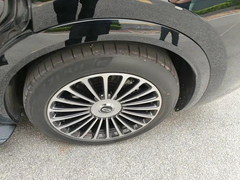 Wenjie M8 2025 Extended Range Ultra 5-Seat 4WD (192-line LiDAR) — миниатюра 20