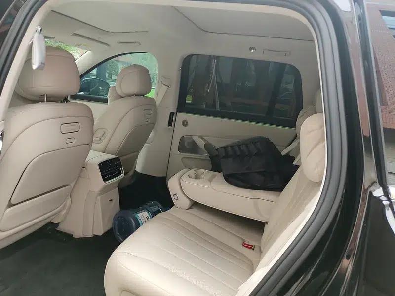 Wenjie M8 2025 Extended Range Ultra 5-Seat 4WD (192-line LiDAR) — миниатюра 9