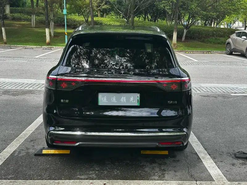 Wenjie M8 2025 Extended Range Ultra 6-Seat 4WD (192-line LiDAR) — миниатюра 5