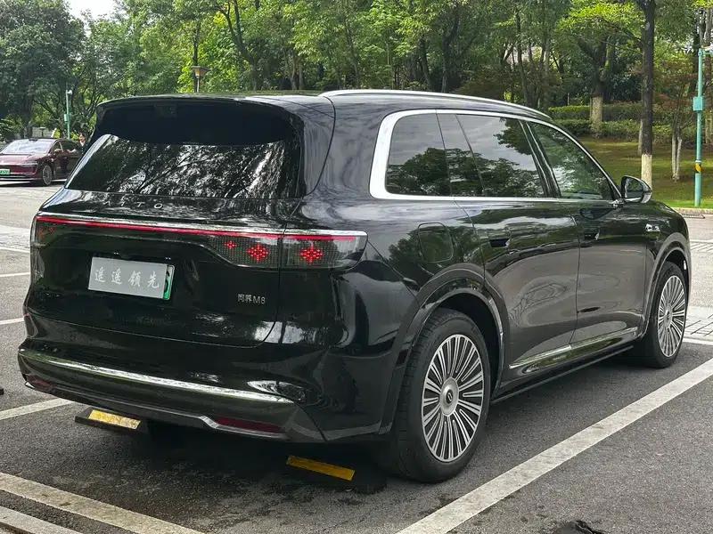 Wenjie M8 2025 Extended Range Ultra 6-Seat 4WD (192-line LiDAR) — миниатюра 6