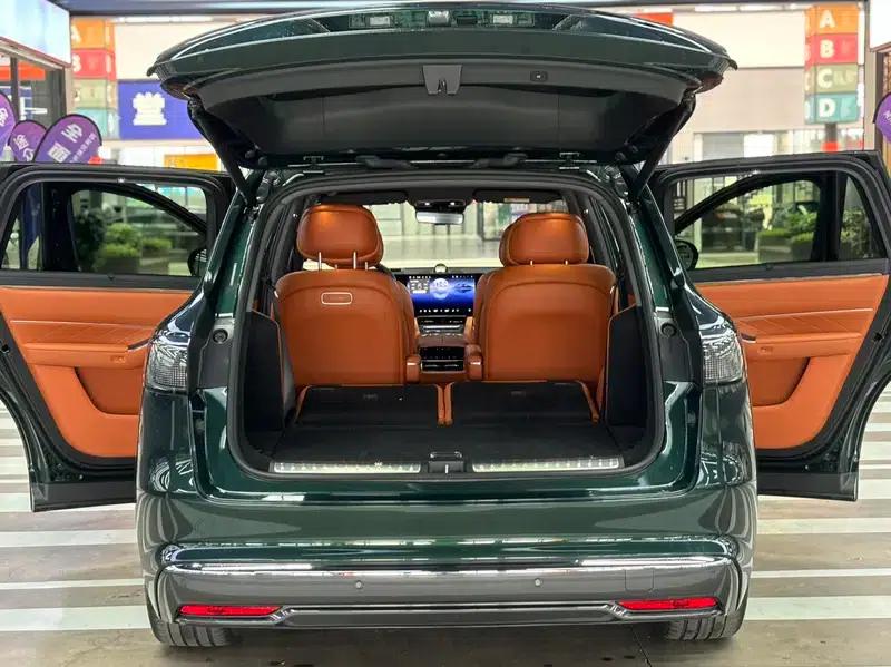 Wenjie M8 2025 Extended Range Ultra 6-Seat 4WD (192-line LiDAR) — миниатюра 14