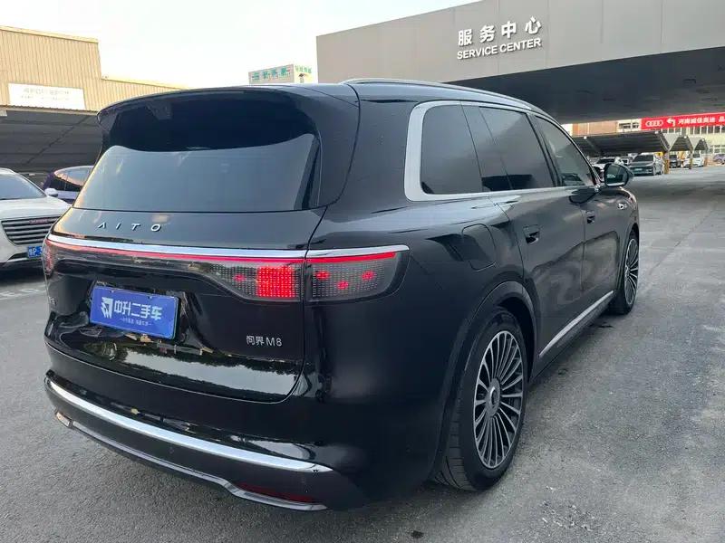 Wenjie M8 2025 Extended Range Ultra 6-Seat 4WD (192-line LiDAR) — миниатюра 5