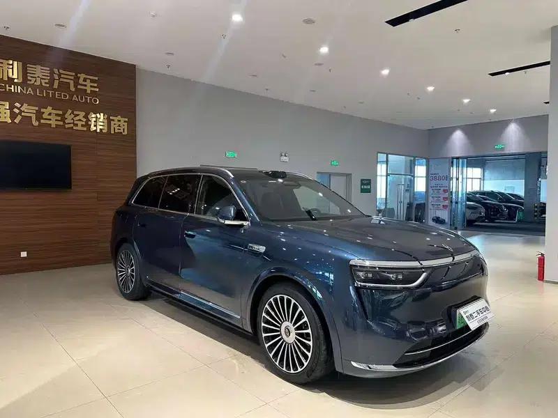 Wenjie M8 2025 Extended Range Ultra 5-Seat 4WD (192-line LiDAR) — миниатюра 3