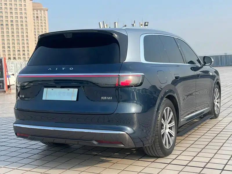 Wenjie M8 2025 Extended Range Ultra 6-Seat 4WD (192-line LiDAR) — миниатюра 6
