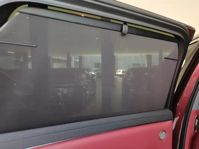 Wenjie M8 2025 Extended Range Ultra 5-Seat 4WD (192-line LiDAR) — миниатюра 5