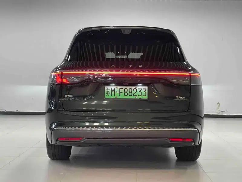 Wenjie M8 2025 Extended Range Max+ 5-Seat 4WD Version (192-line LiDAR) — миниатюра 5